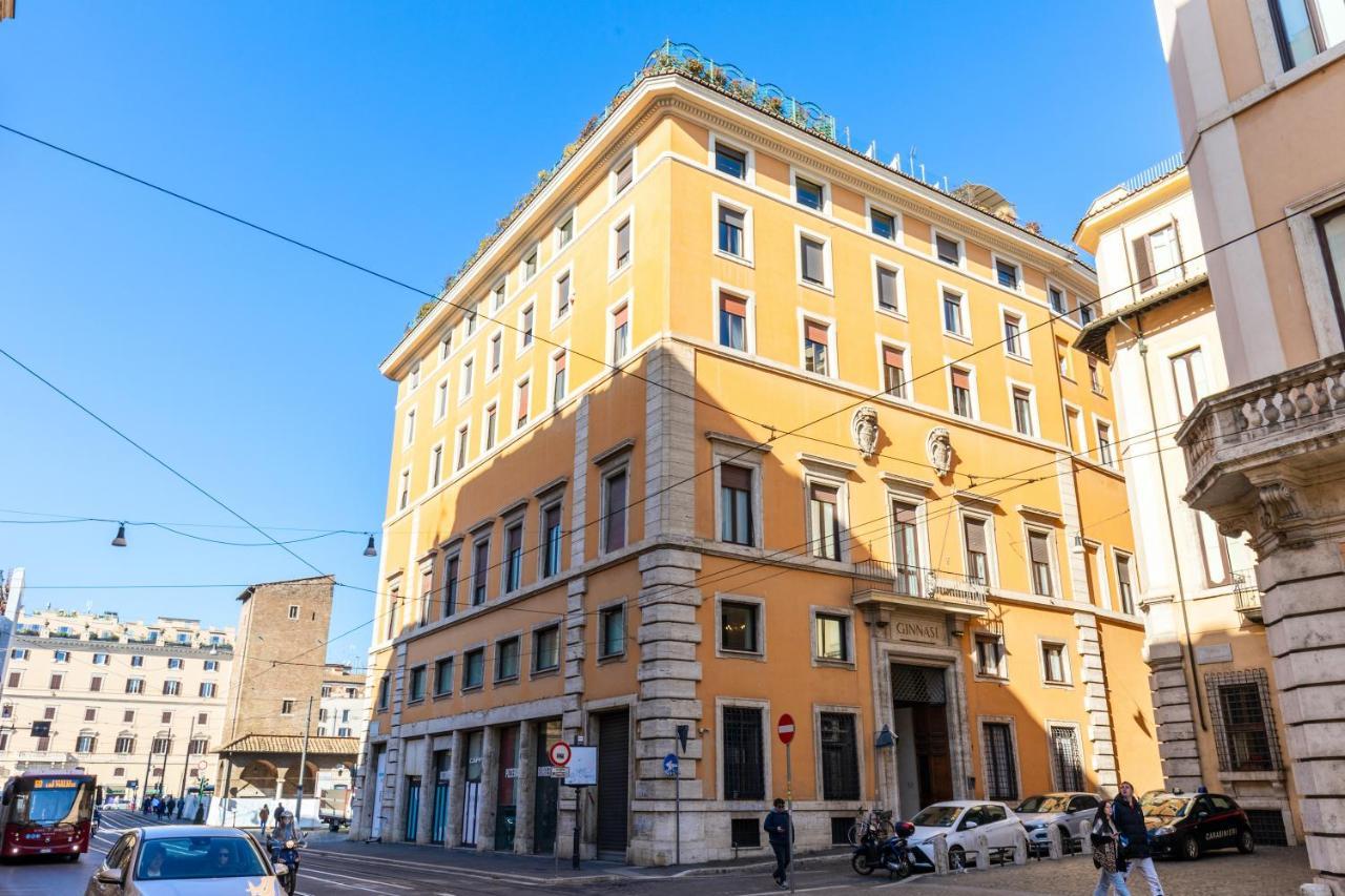 Rome As You Feel - Torre Argentina Art Apartment Екстер'єр фото